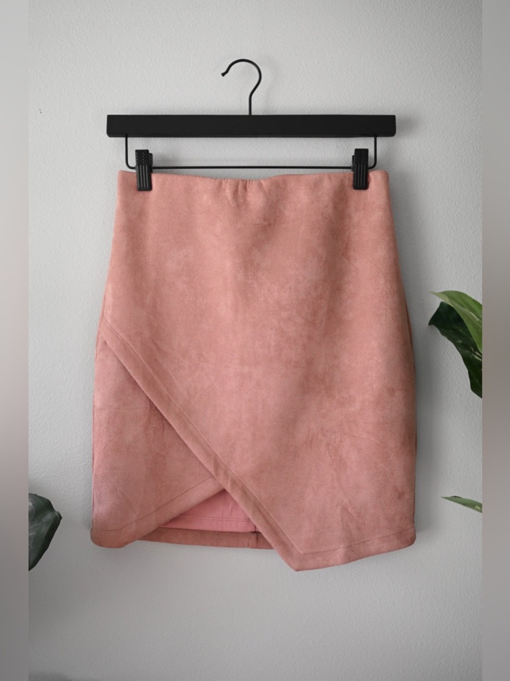 Seek The Label Pink  Suede Mini Skirt